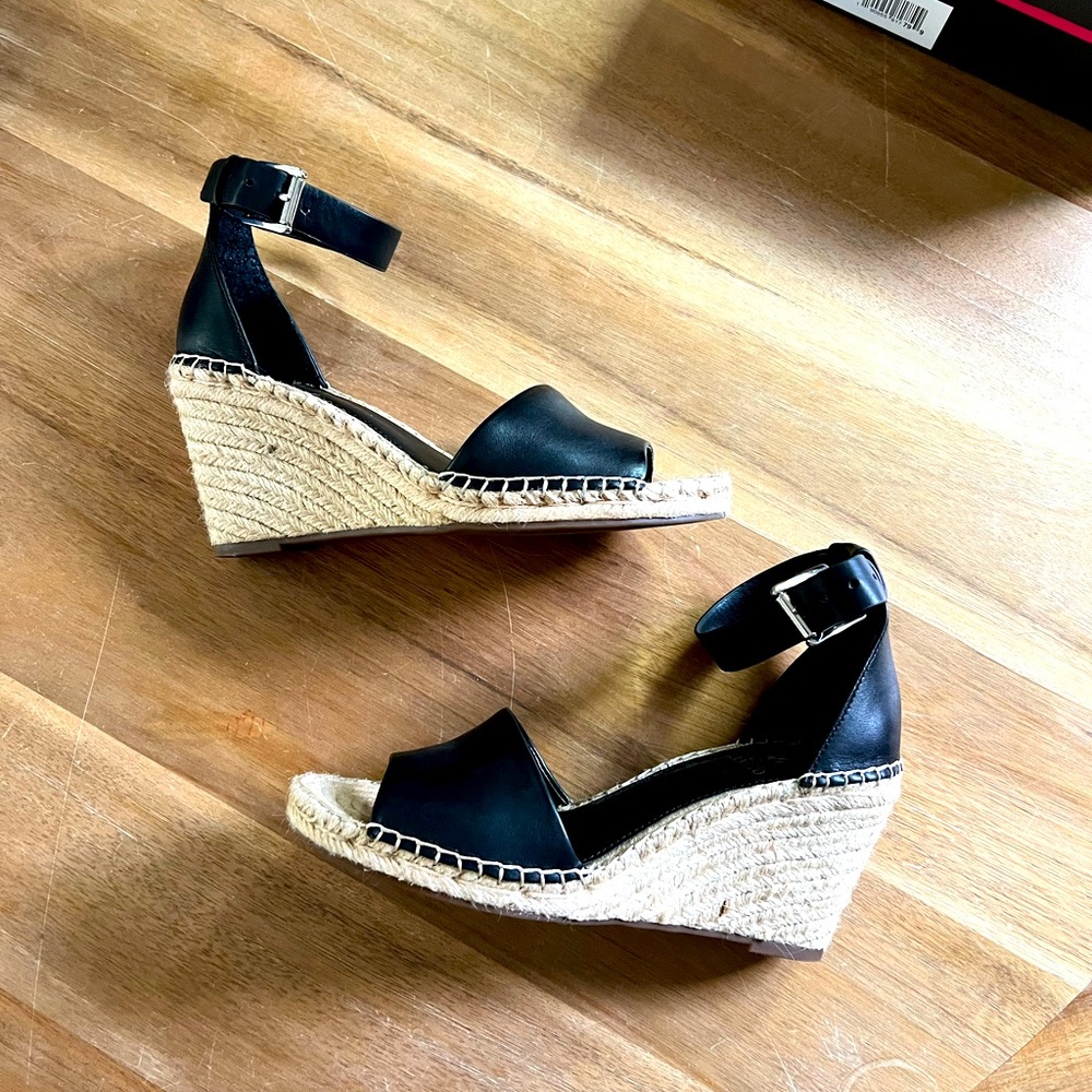 Vince Camuto Espadrille Wedges 8.5